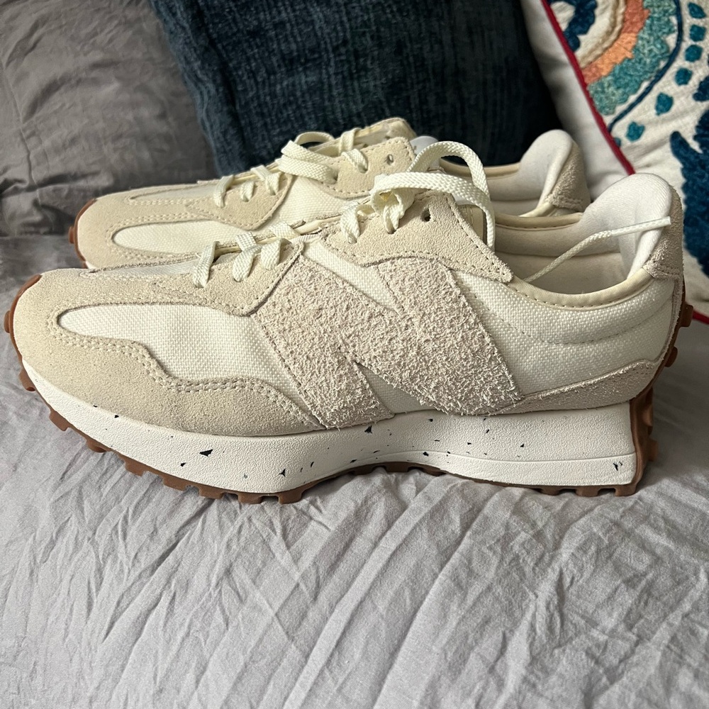 New Balance Women’s 327 Cream and White Sneakers with Gum Sole